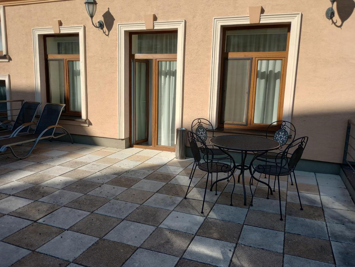 Adameva Resort Piest'any Exteriör bild