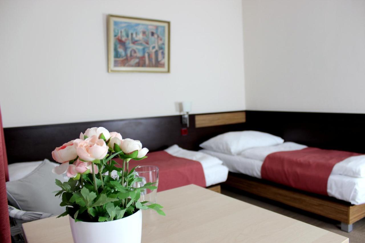 Adameva Resort Piest'any Exteriör bild